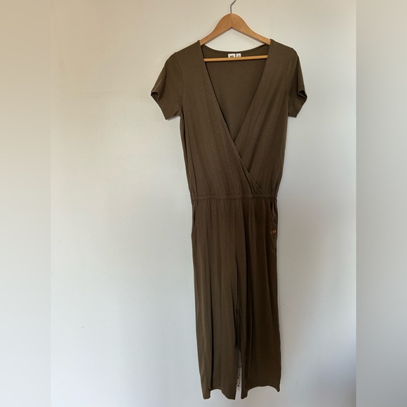 Ten Tree Women’s Blakely Shortsleeve Knit Jumpsuit - Picture 1 of 3